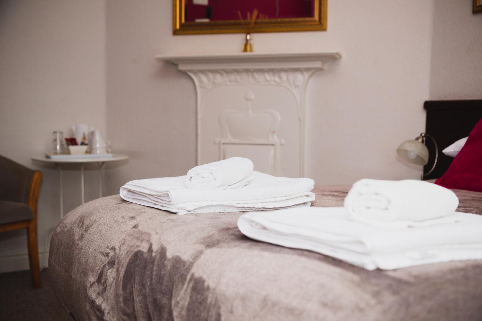 The Beechwood Bed & Breakfast Leeds  Ngoại thất bức ảnh